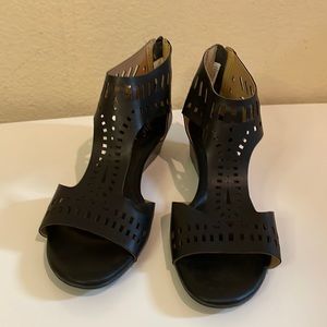 Dexflex Comfort Mid Heels